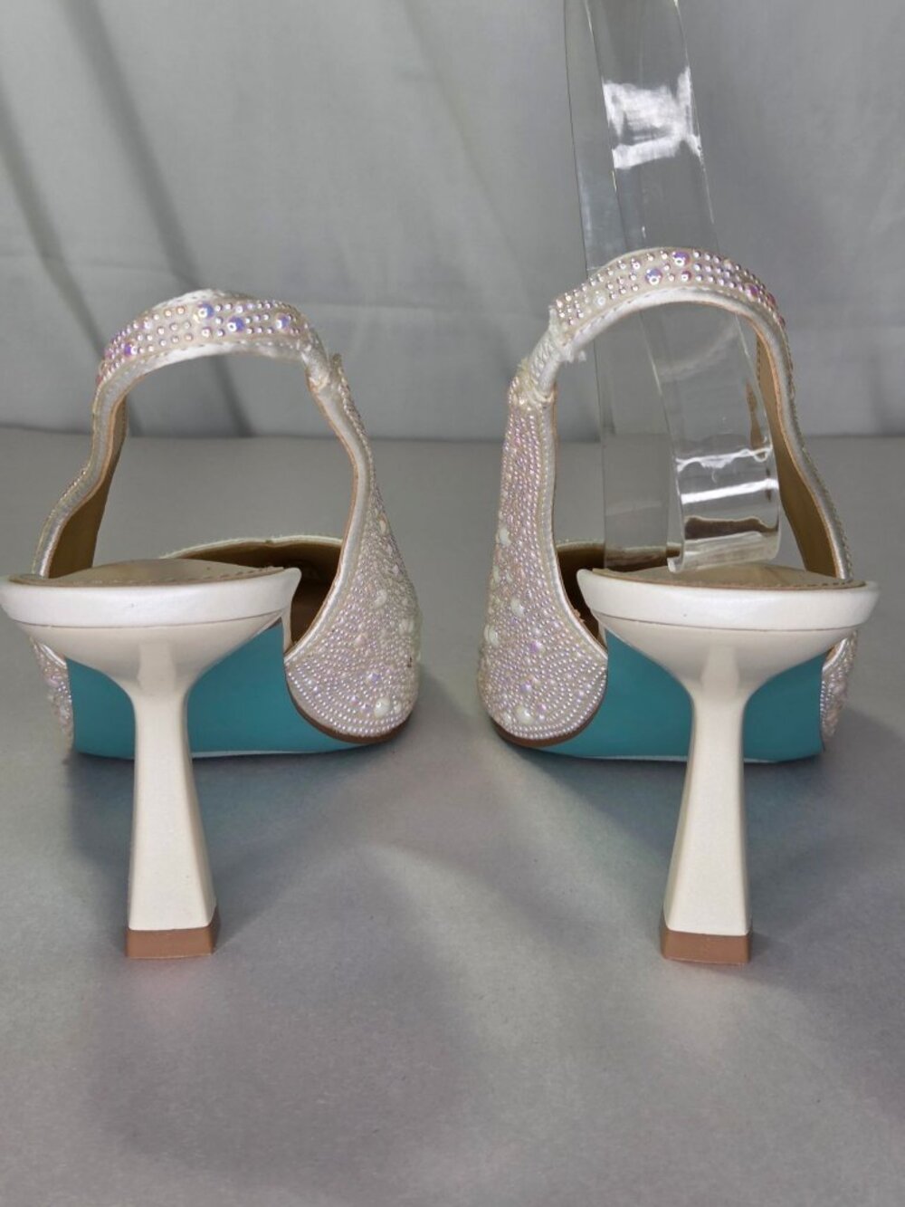 Betsey Johnson Clark Rhinestone Slingback Pumps - Ivory Size: 6.5 W - Picture 4 of 8